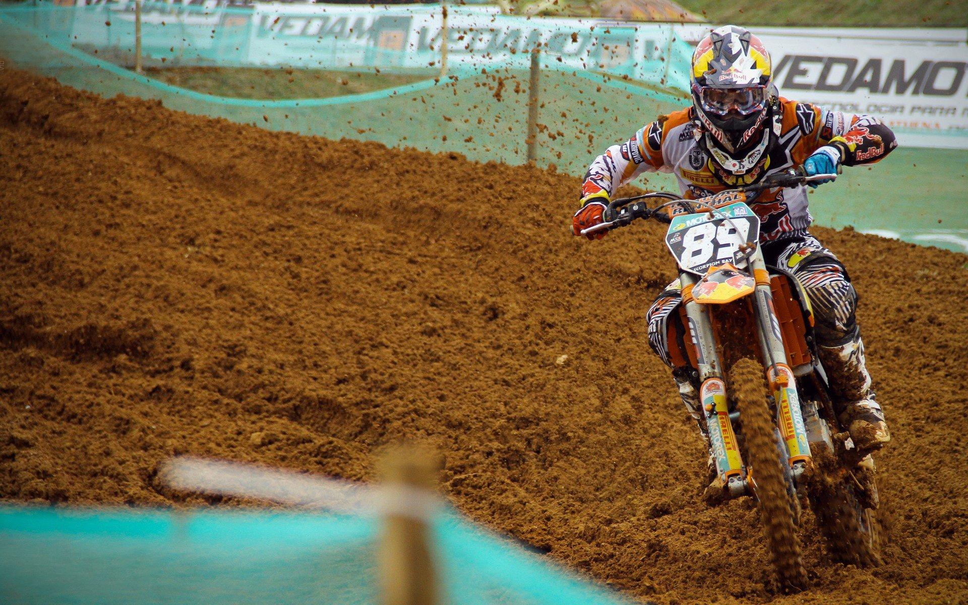 战旧主！兰德尔三分6中4砍16+5+5，却陷7失误泥潭