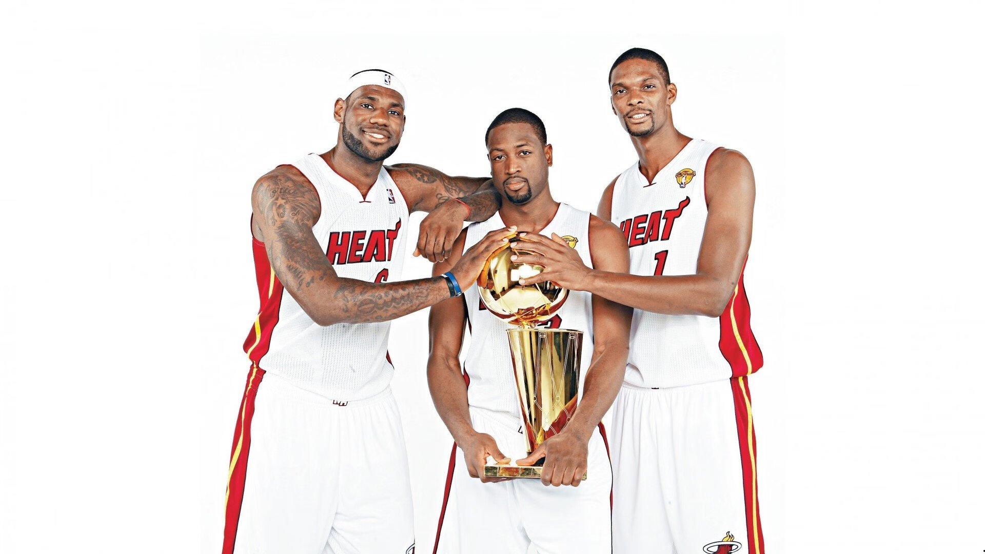 法媒盛赞多纳鲁马，神级扑救铸就巴黎圣日耳曼欧冠四强之路